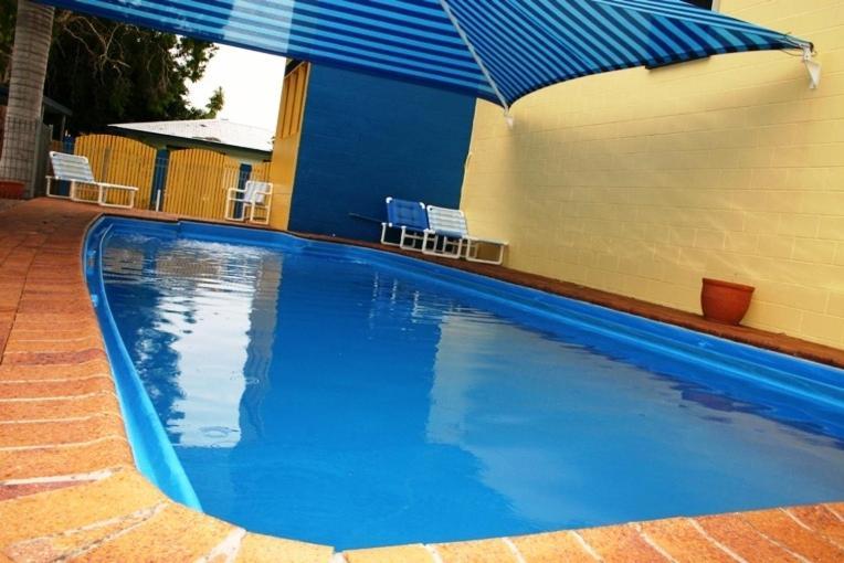 Aparthotel Sky View Units Bowen Esterno foto