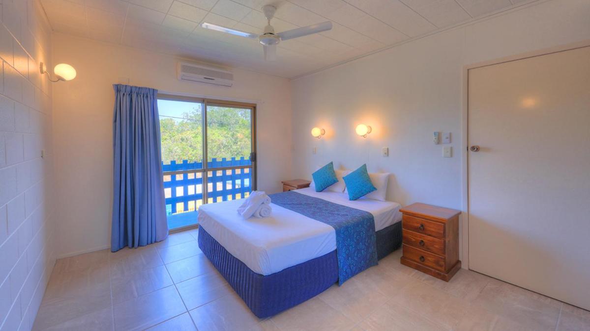 Aparthotel Sky View Units Bowen Esterno foto