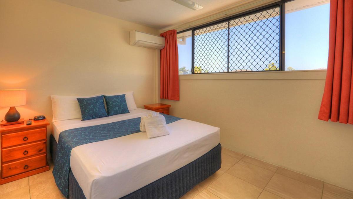 Aparthotel Sky View Units Bowen Esterno foto